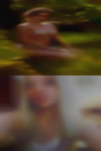 Pameliapettis, old naked women